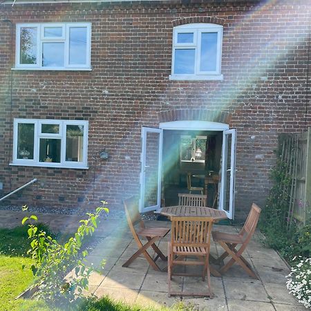 Betty'S Cottage - Traditional Norfolk Farm Cottage Swafield Exterior foto