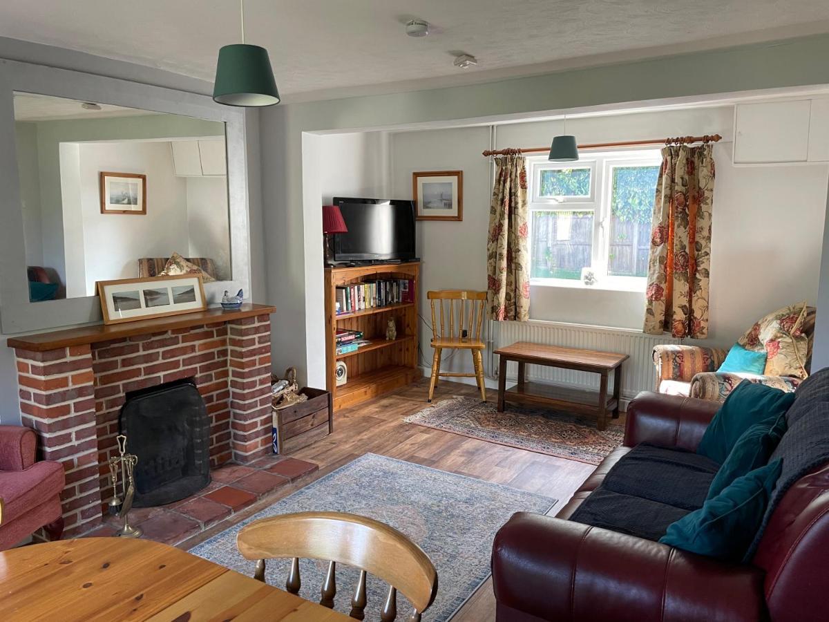 Betty'S Cottage - Traditional Norfolk Farm Cottage Swafield Exterior foto